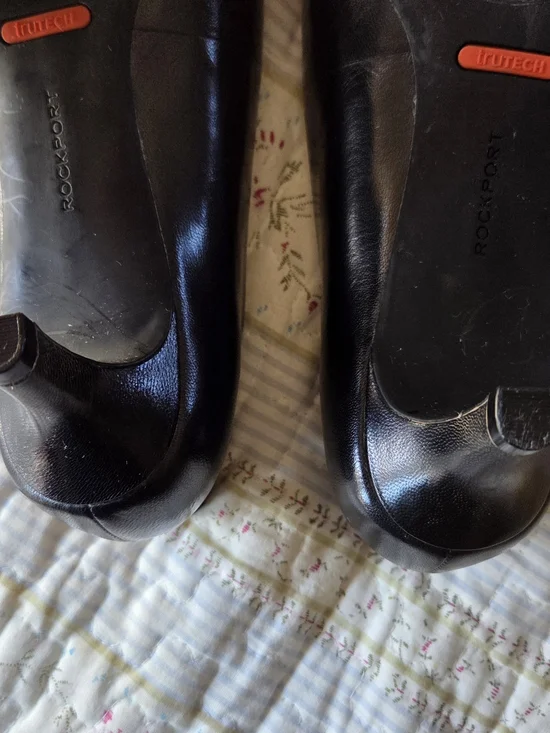 ROCKPORT Black Pointed Leather Pumps, 2 Inch Heel WEDDING READY - Picture 7 of 9